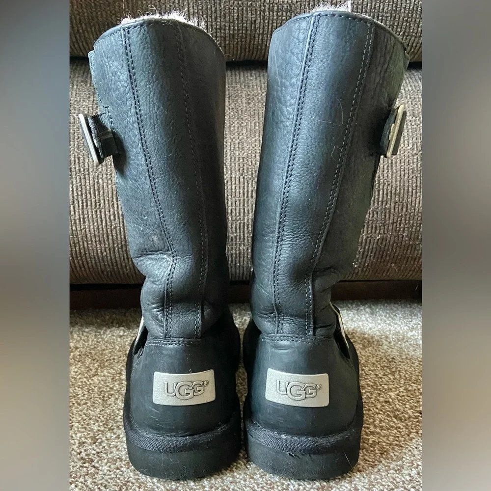 UGG Women’s Black Biker Boots Kensington 5678 Leather Shearling Size EU36/ US 5